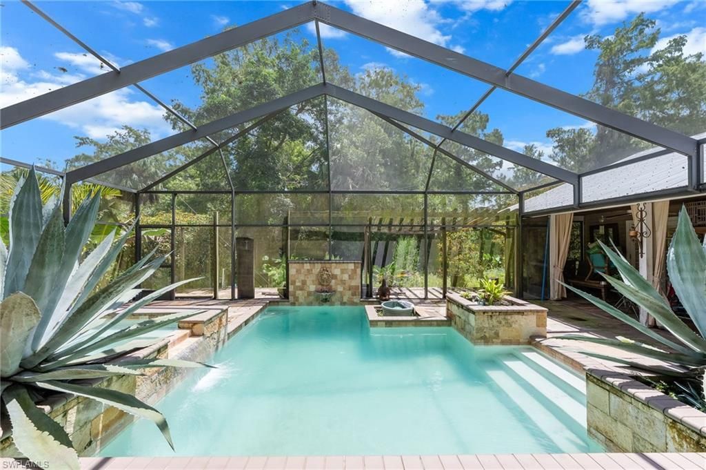 5247 Cherry Wood Dr , Naples, FL 34119 Photo