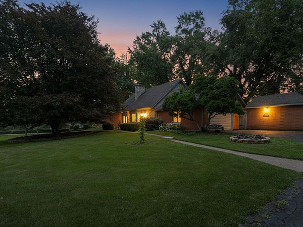 860 Lincolnshire Drive, Troy, OH 45373
