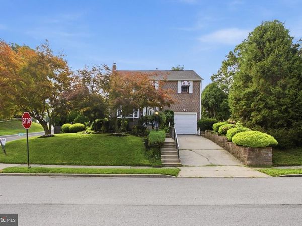 293 FRIENDSHIP ROAD , DREXEL HILL, PA 19026