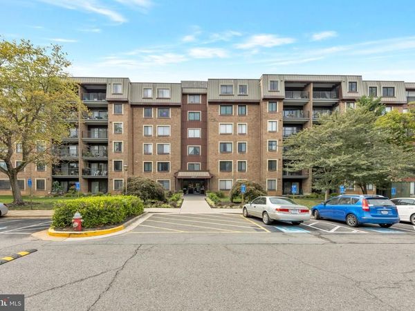 2817 JERMANTOWN ROAD, Unit 105, OAKTON, VA 22124