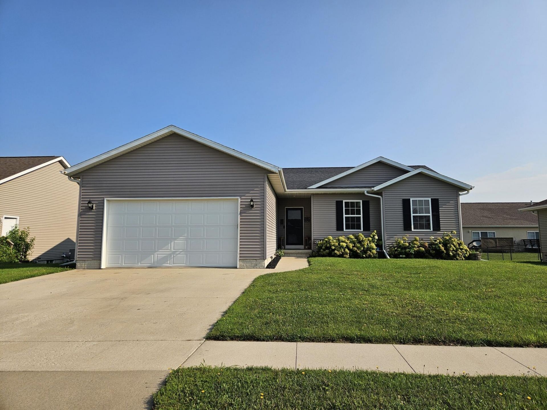311 York Street, Wilton, IA 52778 Main Photo