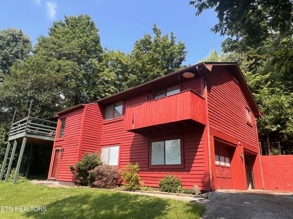 11301 Clear Point Drive, Knoxville, TN 37932
