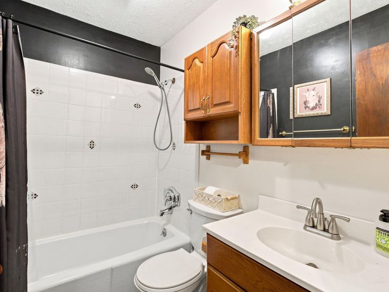 3452 Bremen Street , Columbus, OH 43224 Photo 19