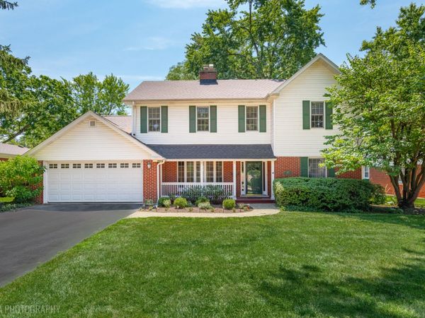 2447 Pick Drive , Glenview, IL 60025