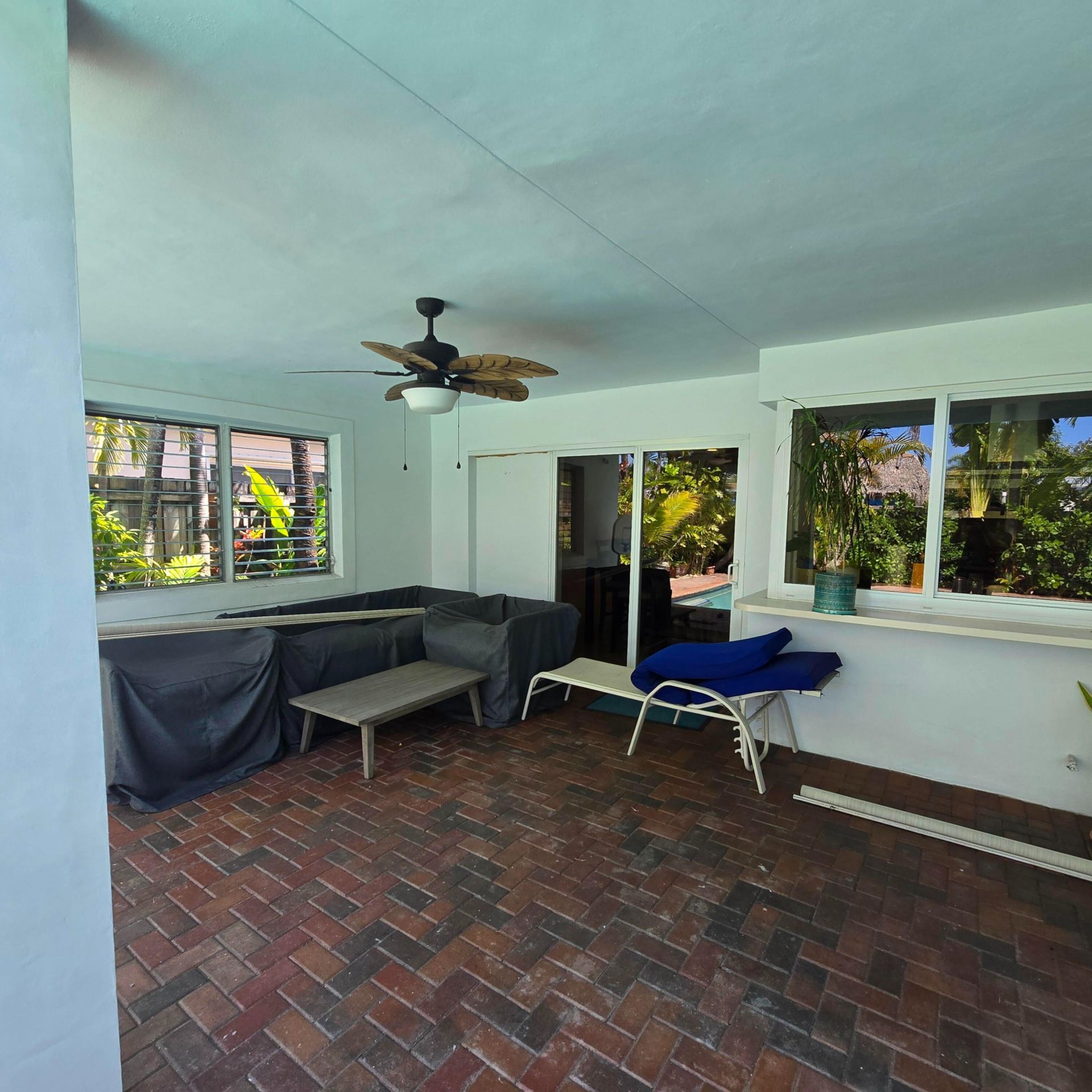 2120 N 49th Avenue, Hollywood, FL 33021 Photo