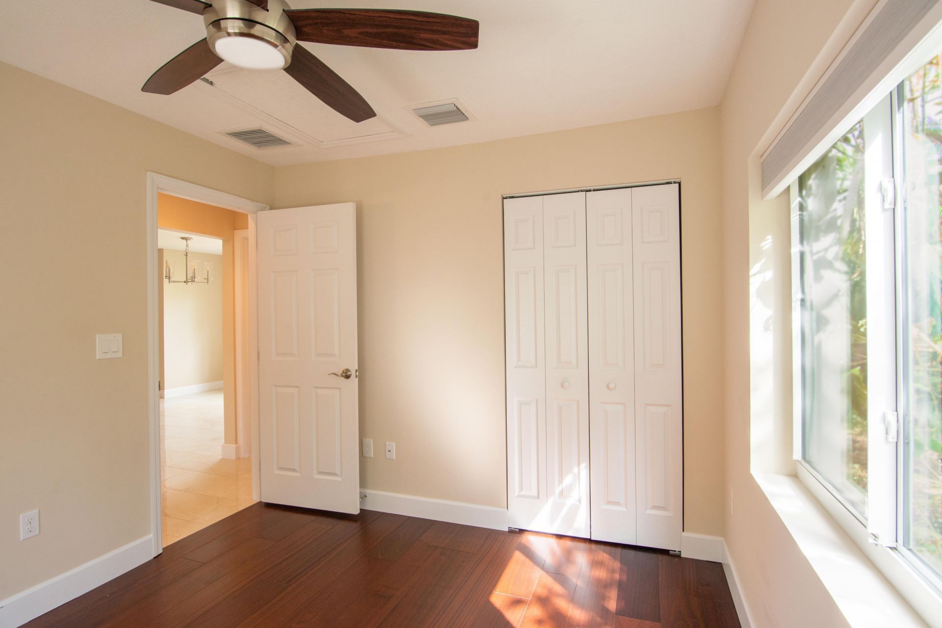 364 Orange Way, West Palm Beach, FL 33405 Photo