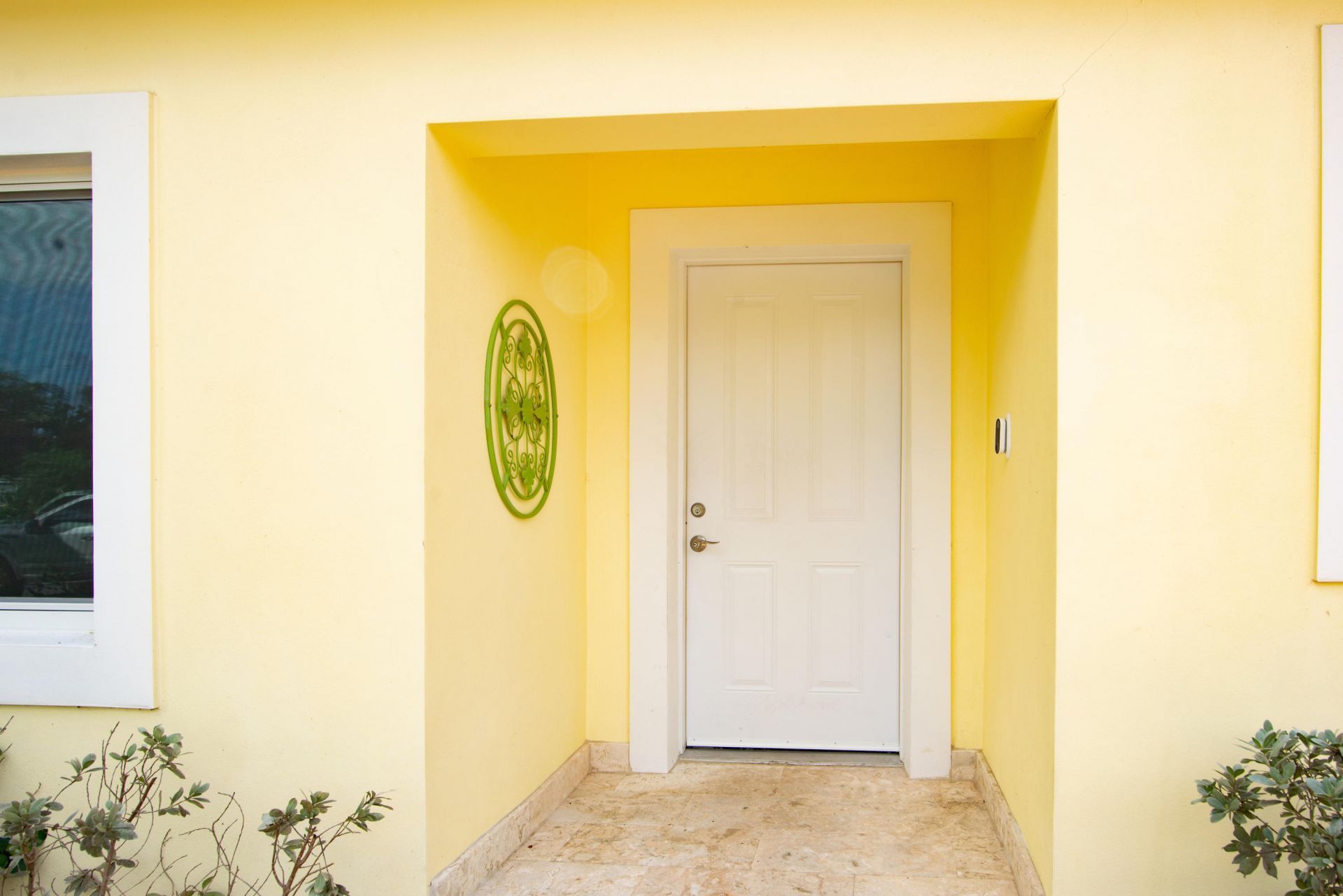 364 Orange Way, West Palm Beach, FL 33405 Photo