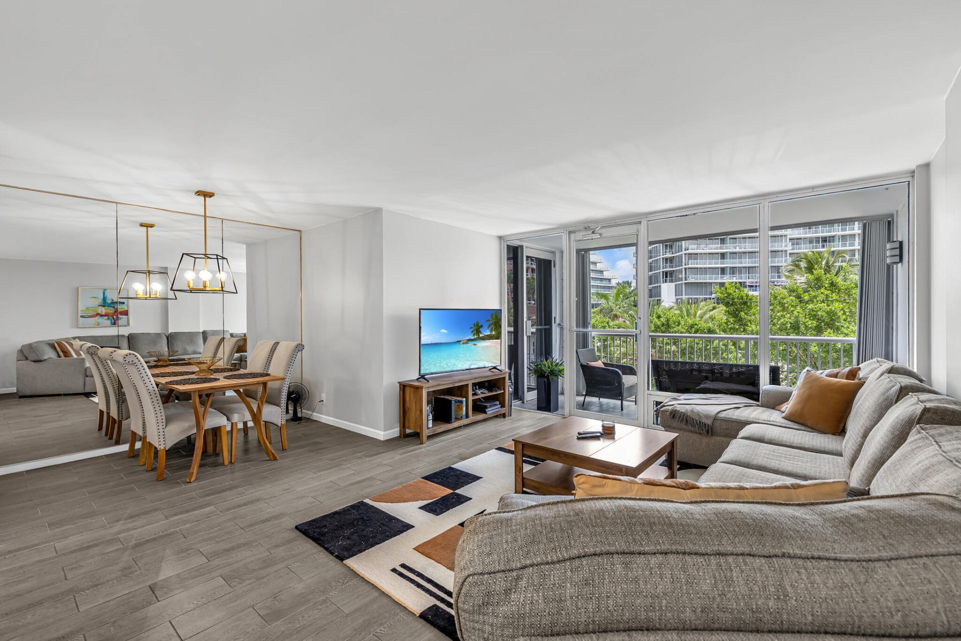 2200 NE 33rd Avenue, Unit 3E, Fort Lauderdale, FL 33305 Photo