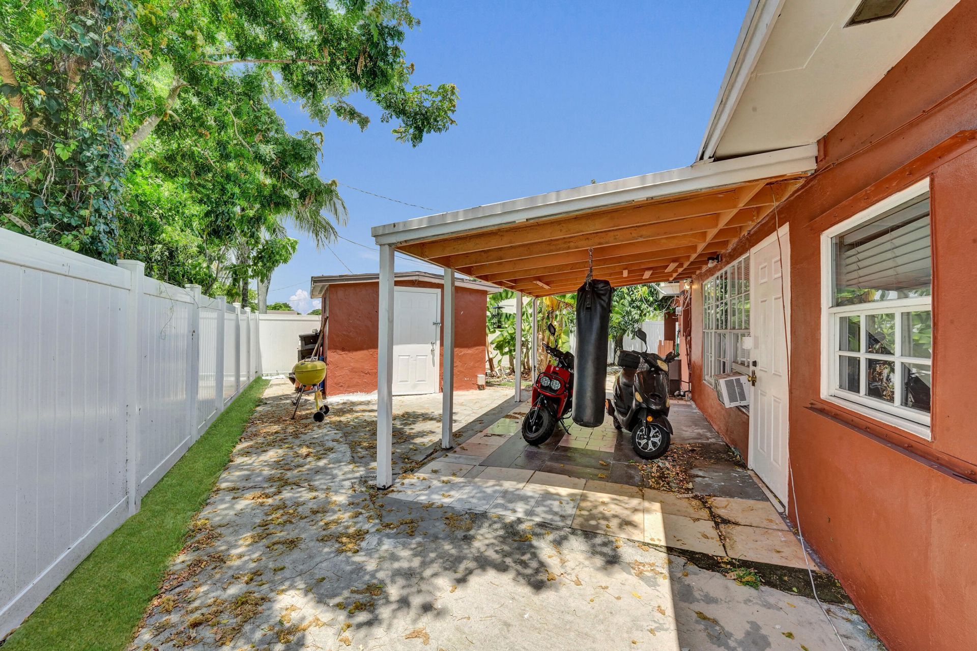 1302 S 23rd Avenue, Hollywood, FL 33020 Photo