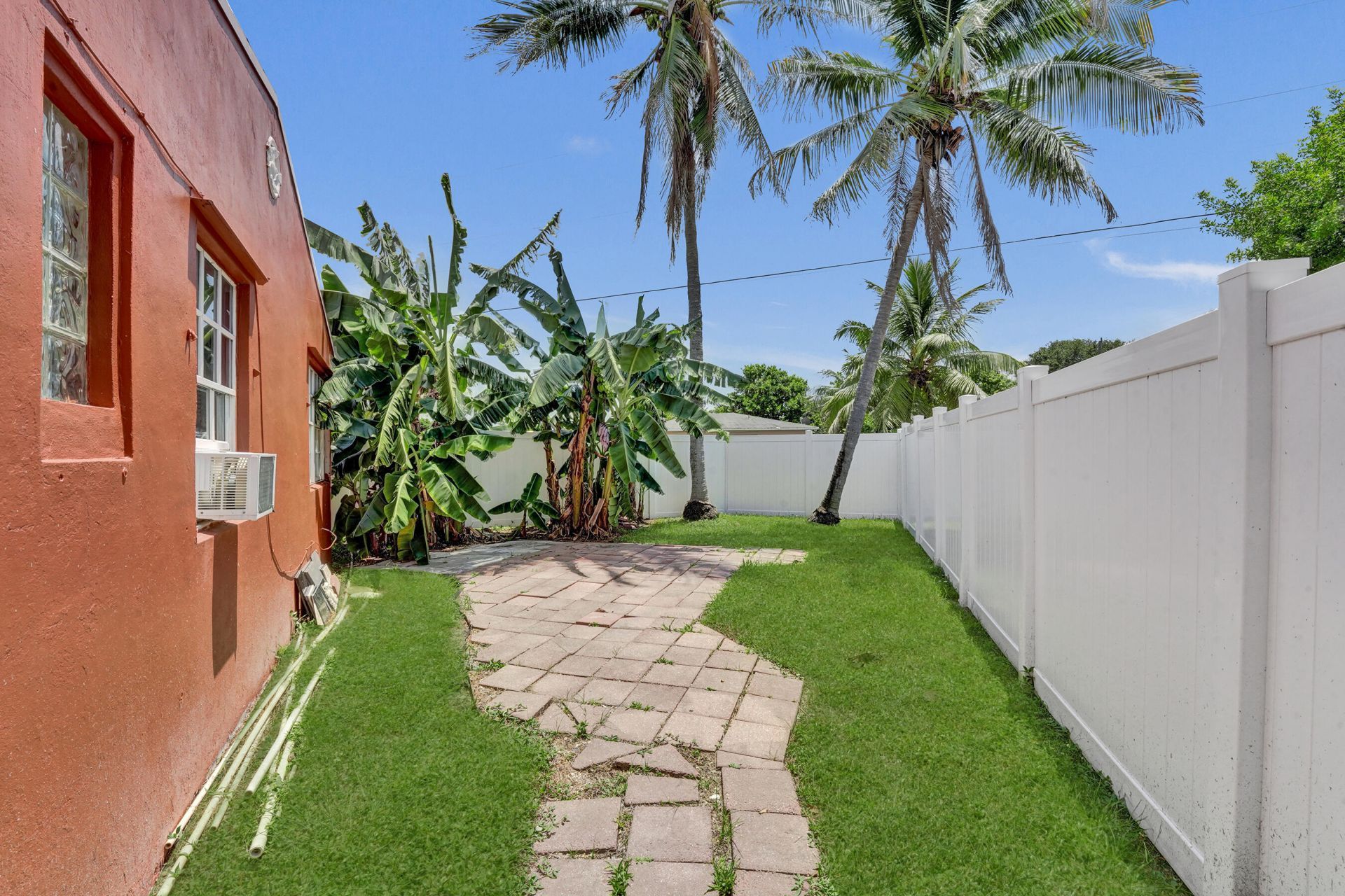 1302 S 23rd Avenue, Hollywood, FL 33020 Photo