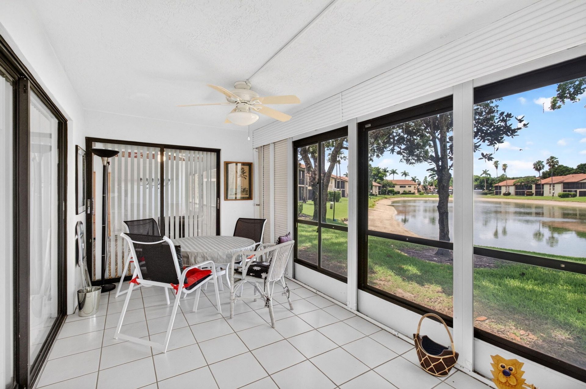 10247 N Circle Lake Drive, Unit 102, Boynton Beach, FL 33437 Photo