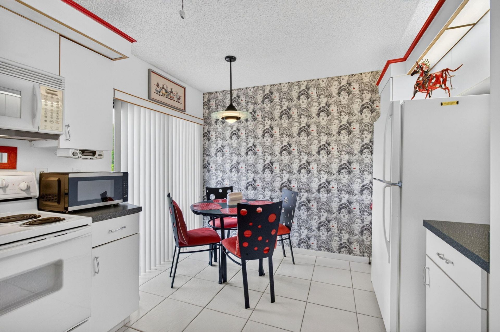10247 N Circle Lake Drive, Unit 102, Boynton Beach, FL 33437 Photo