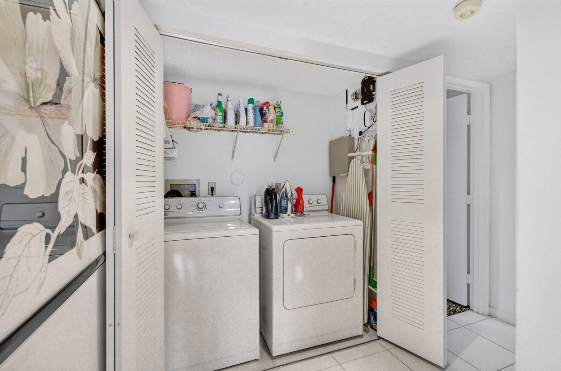 10247 N Circle Lake Drive, Unit 102, Boynton Beach, FL 33437 Photo