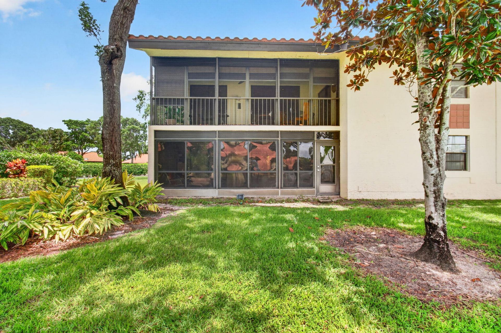 10247 N Circle Lake Drive, Unit 102, Boynton Beach, FL 33437 Photo