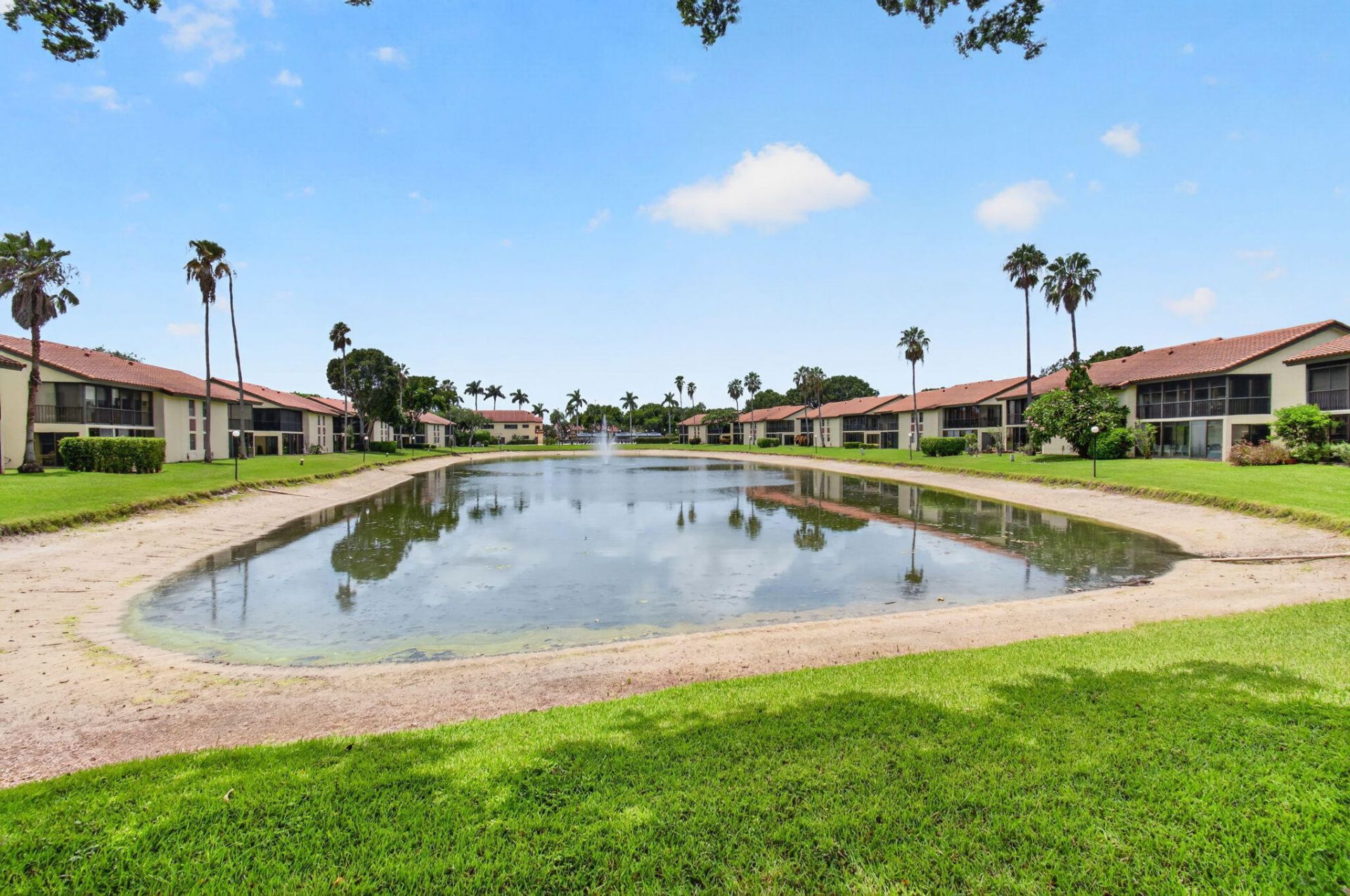 10247 N Circle Lake Drive, Unit 102, Boynton Beach, FL 33437 Photo
