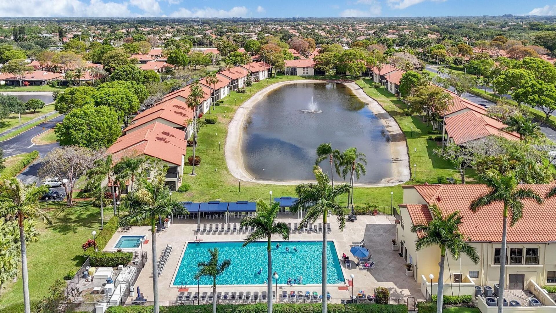 10247 N Circle Lake Drive, Unit 102, Boynton Beach, FL 33437 Photo