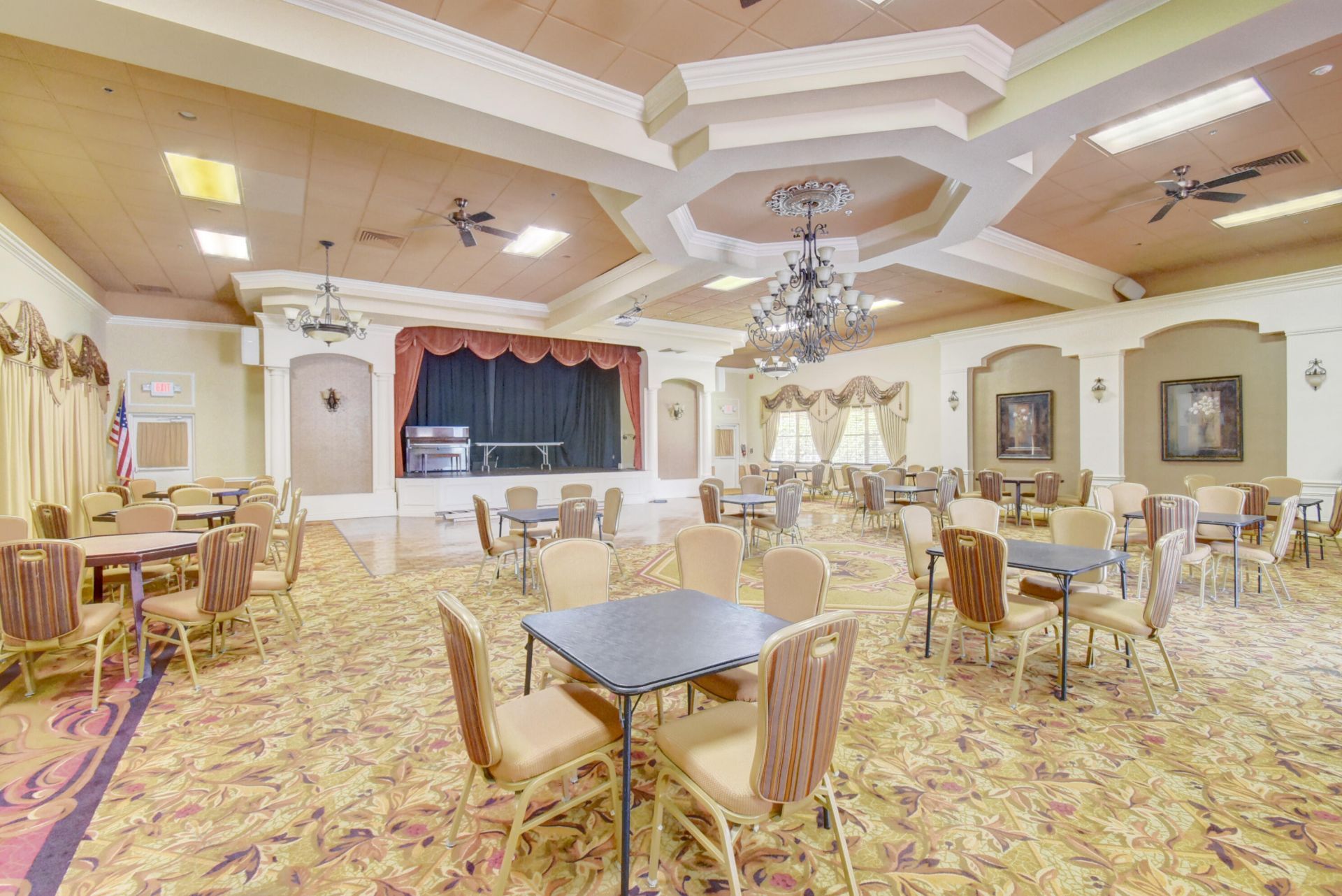 10247 N Circle Lake Drive, Unit 102, Boynton Beach, FL 33437 Photo