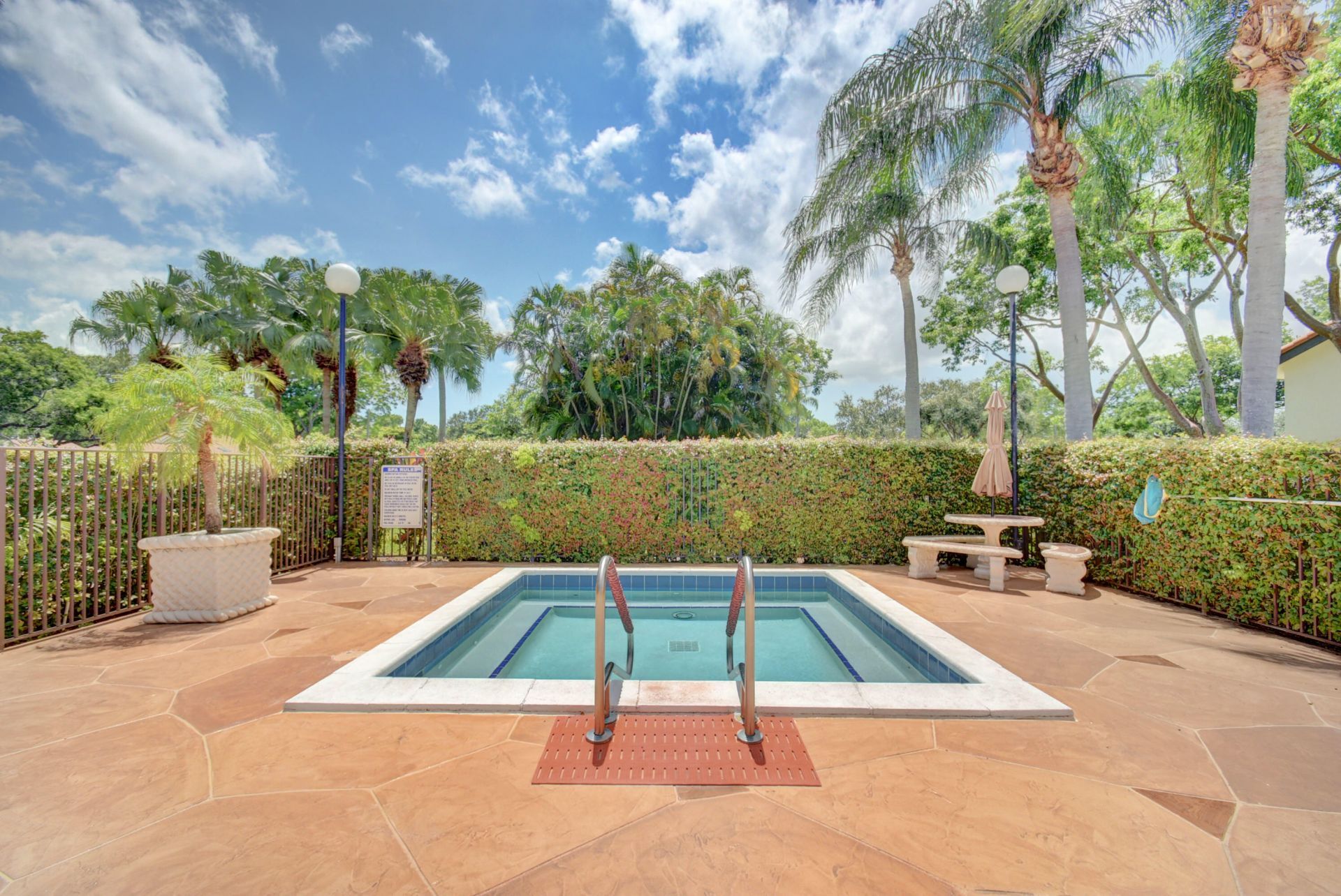 10247 N Circle Lake Drive, Unit 102, Boynton Beach, FL 33437 Photo