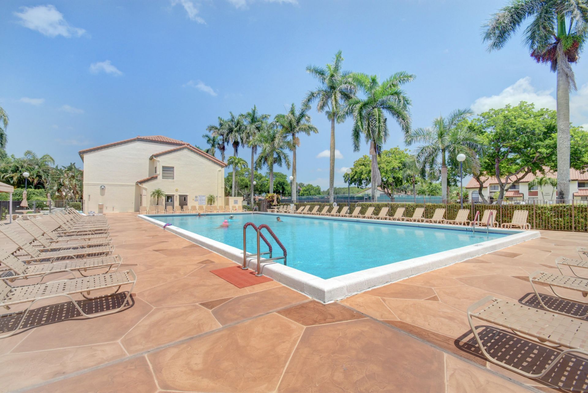 10247 N Circle Lake Drive, Unit 102, Boynton Beach, FL 33437 Photo