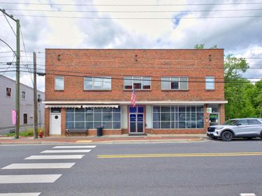 162-166 N MAIN ST, BROADWAY, VA 22815