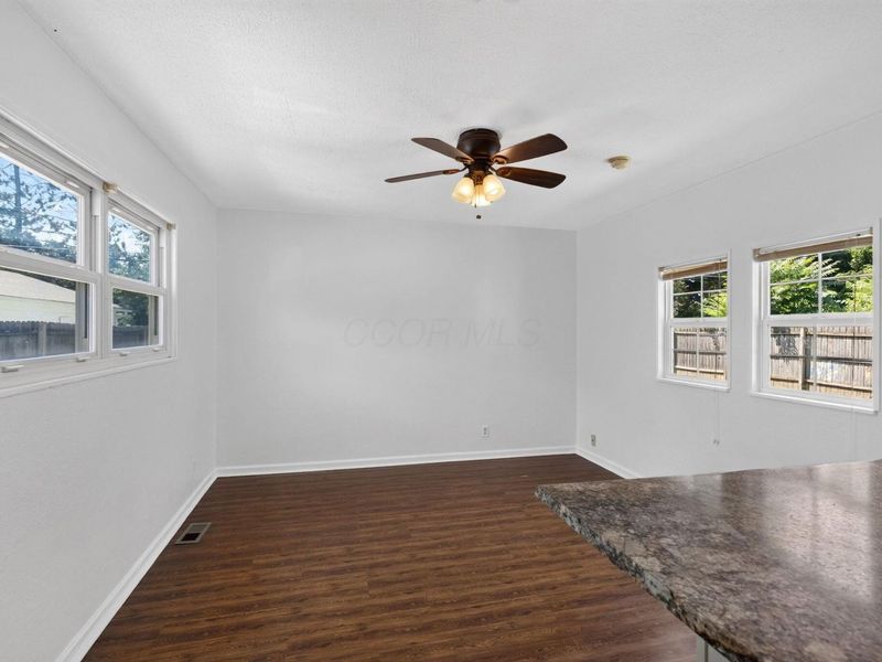 411 Westport Drive , Groveport, OH 43125 Photo 7