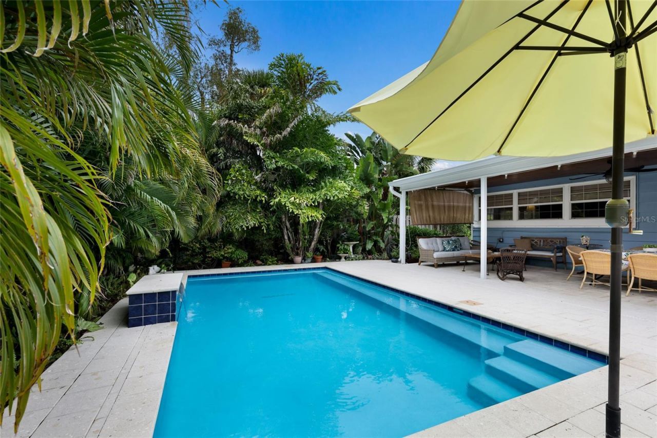 2070 Hyde Park Street, Sarasota, FL 34239 Photo