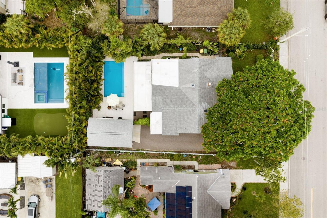 2070 Hyde Park Street, Sarasota, FL 34239 Photo