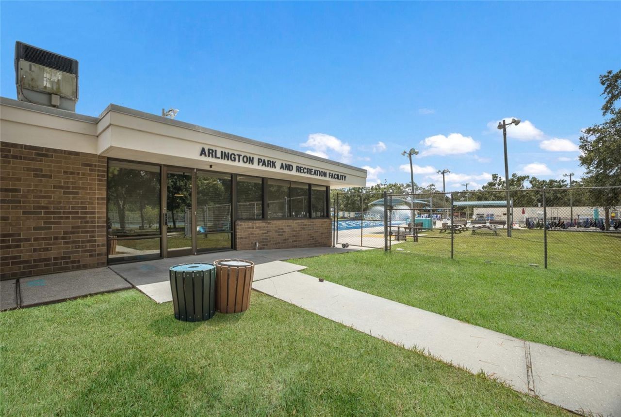 2070 Hyde Park Street, Sarasota, FL 34239 Photo