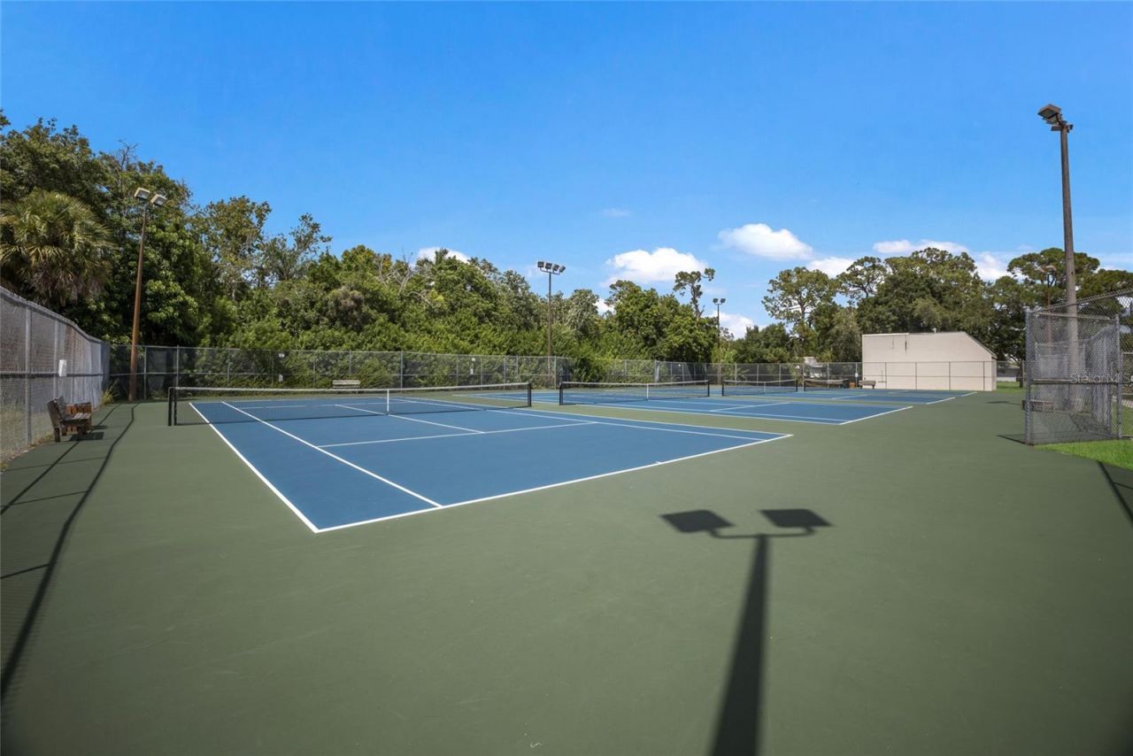 2070 Hyde Park Street, Sarasota, FL 34239 Photo