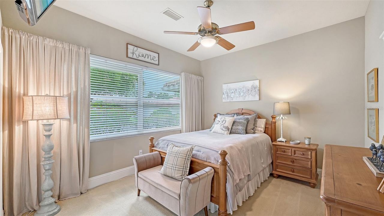 6682 Saint James Crossing, University Park, FL 34201 Photo