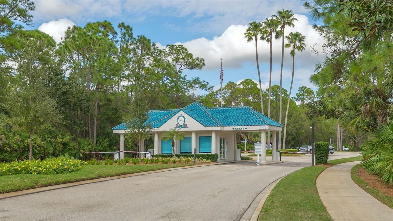 6682 Saint James Crossing, University Park, FL 34201 Photo