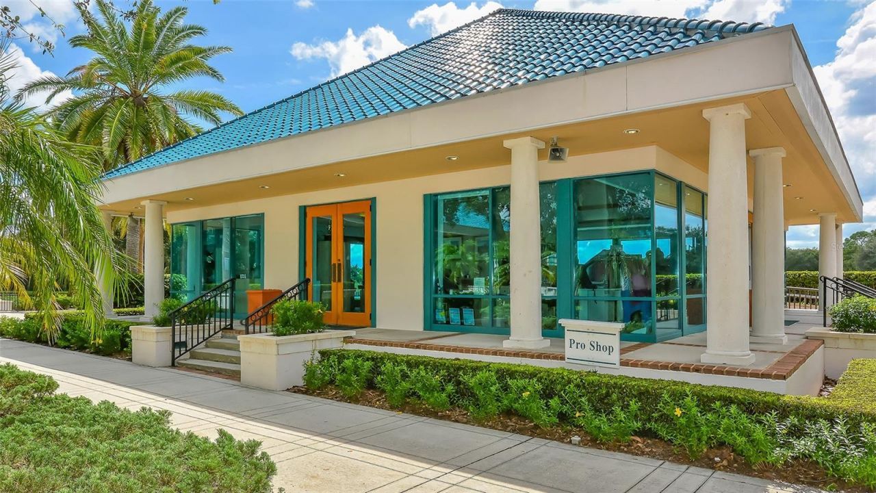 6682 Saint James Crossing, University Park, FL 34201 Photo