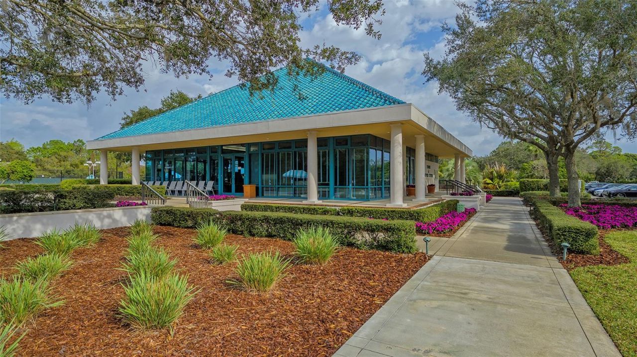 6682 Saint James Crossing, University Park, FL 34201 Photo