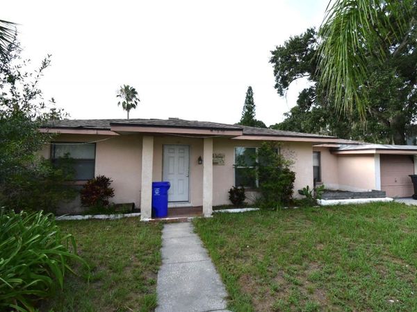 204 SHORE DRIVE W, OLDSMAR, FL 34677
