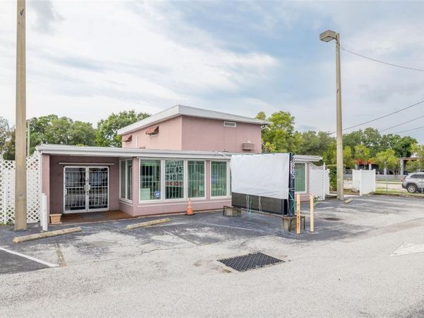 2865 E BAY DRIVE, LARGO, FL 33771