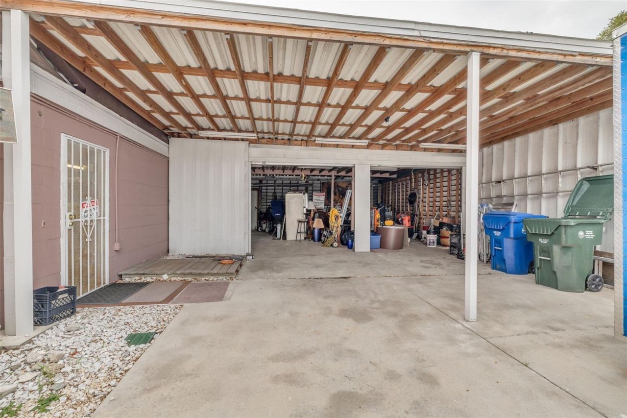 2865 E Bay Drive, Largo, FL 33771 Photo