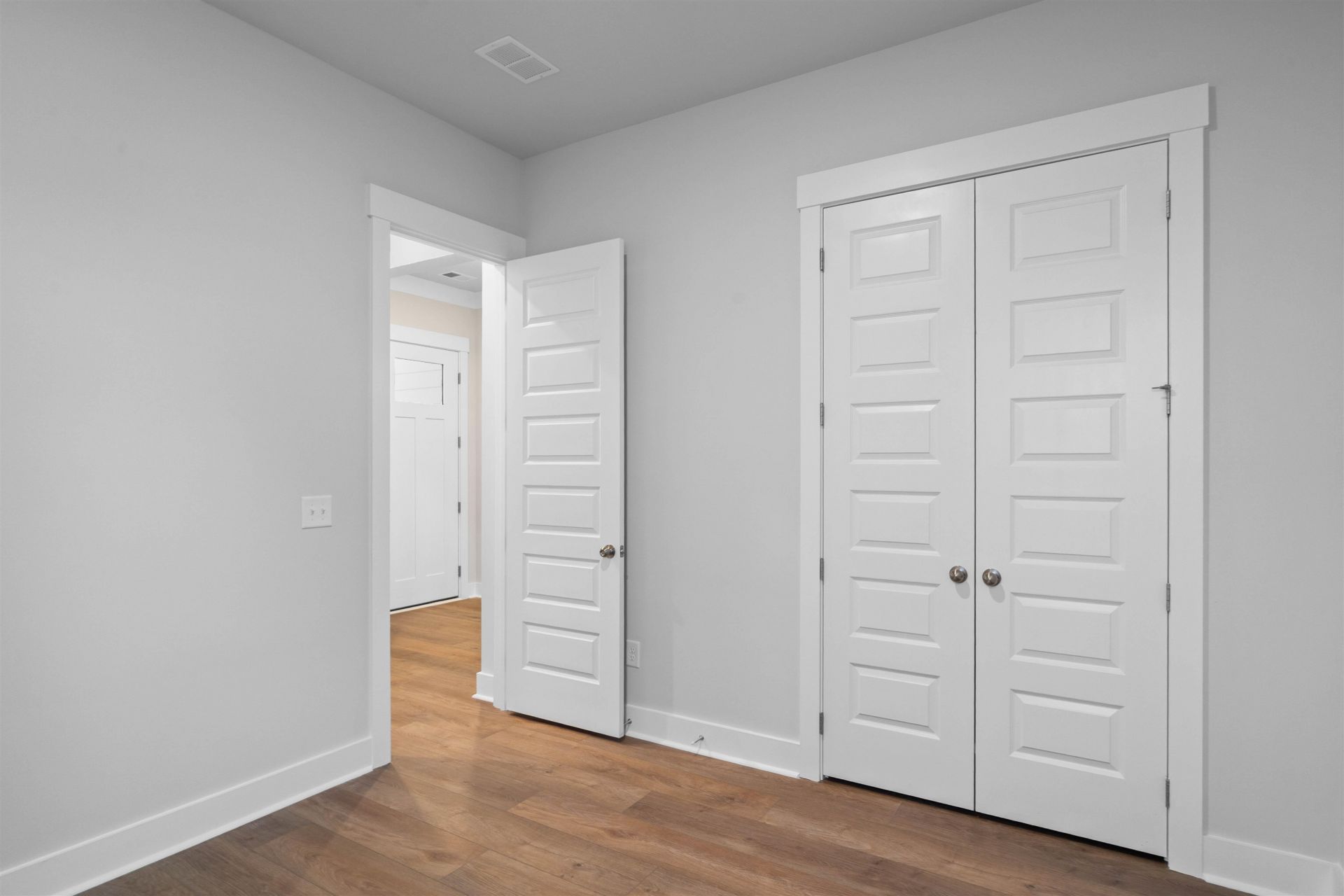 203 Atlantic Breeze St. Photo 11