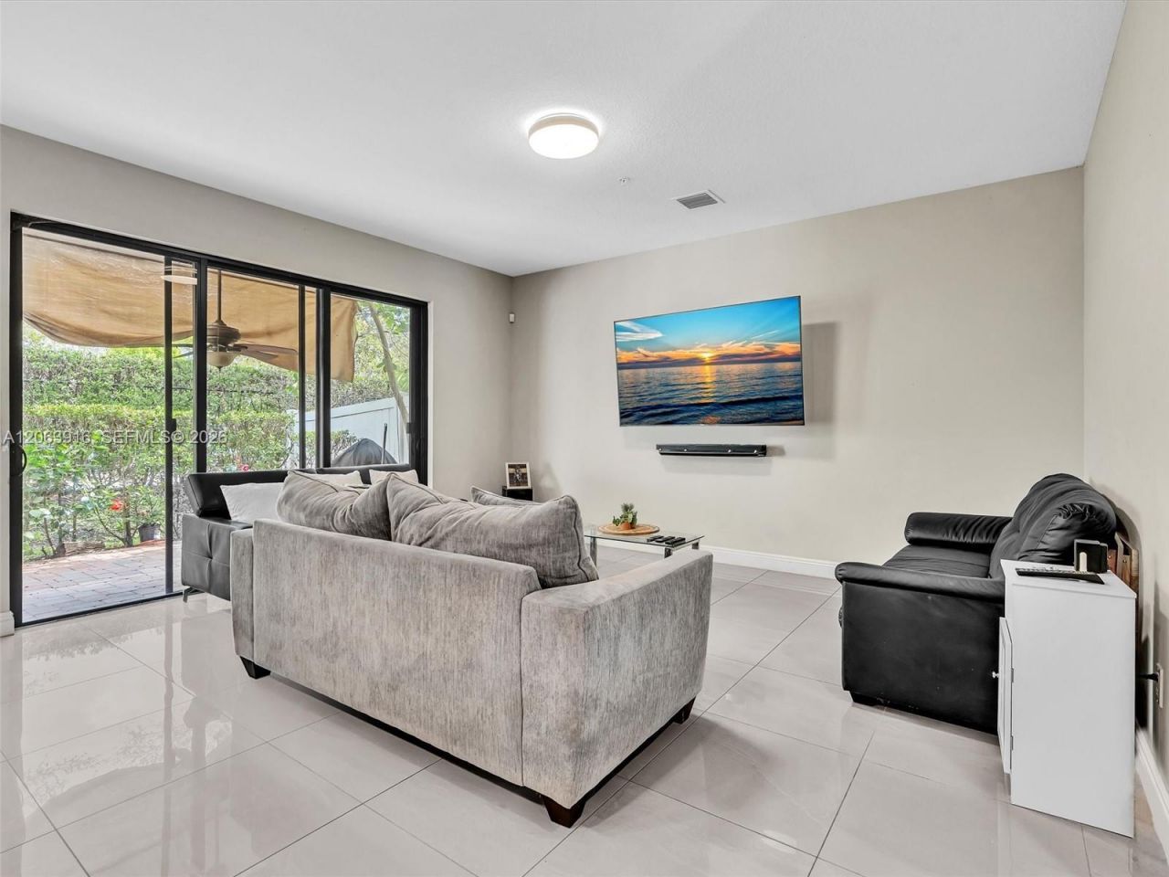 20973 NW 1st Dr, Pembroke Pines, FL 33029 Photo
