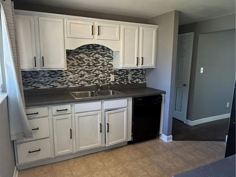 813 E Stroop Road, Kettering, OH 45429 Photo 13
