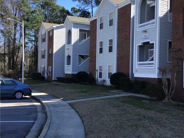 325-8 Waterdown Drive, Unit 8, Fayetteville, NC 28314