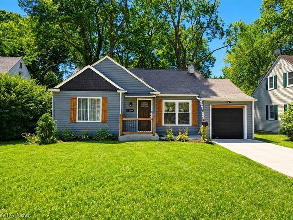 1600 Delia Avenue , Akron, OH 44320