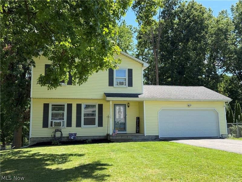 4791 Warwick Drive S, Canfield, OH 44406 Photo 2