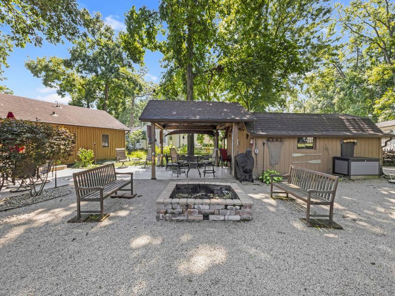 10848 Seminole Shore Drive, Huntsville, OH 43324 Photo 11