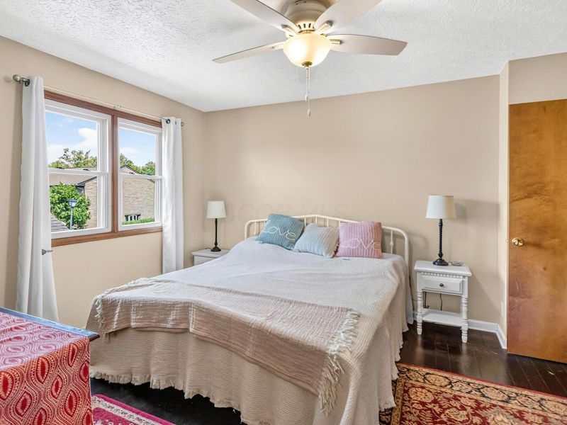 5298 Bethel Woods Drive , Columbus, OH 43220 Photo 15