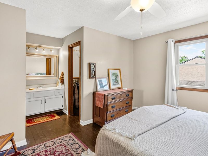 5298 Bethel Woods Drive , Columbus, OH 43220 Photo 16