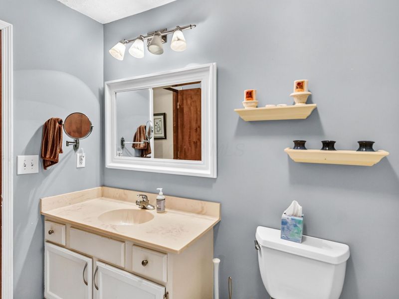 5298 Bethel Woods Drive , Columbus, OH 43220 Photo 20