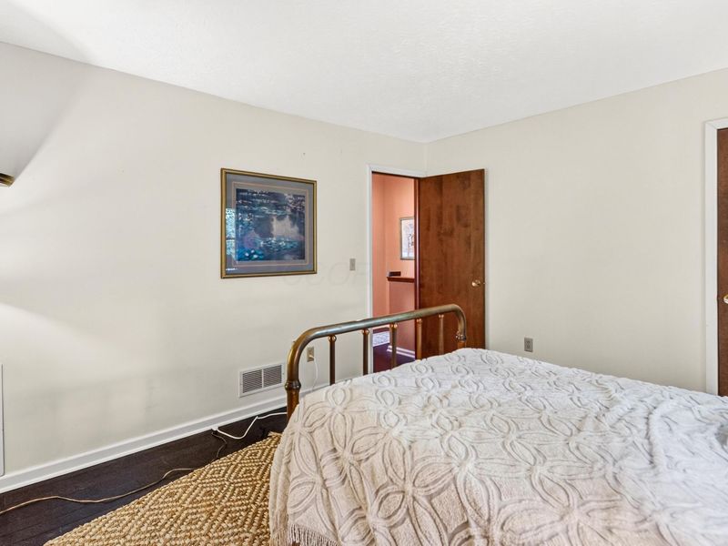 5298 Bethel Woods Drive , Columbus, OH 43220 Photo 23