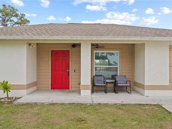 5011 Dania CIR , LABELLE, FL 33935