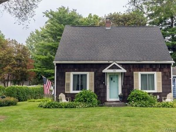 226 Cleveland Boulevard , Fayetteville, NY 13066