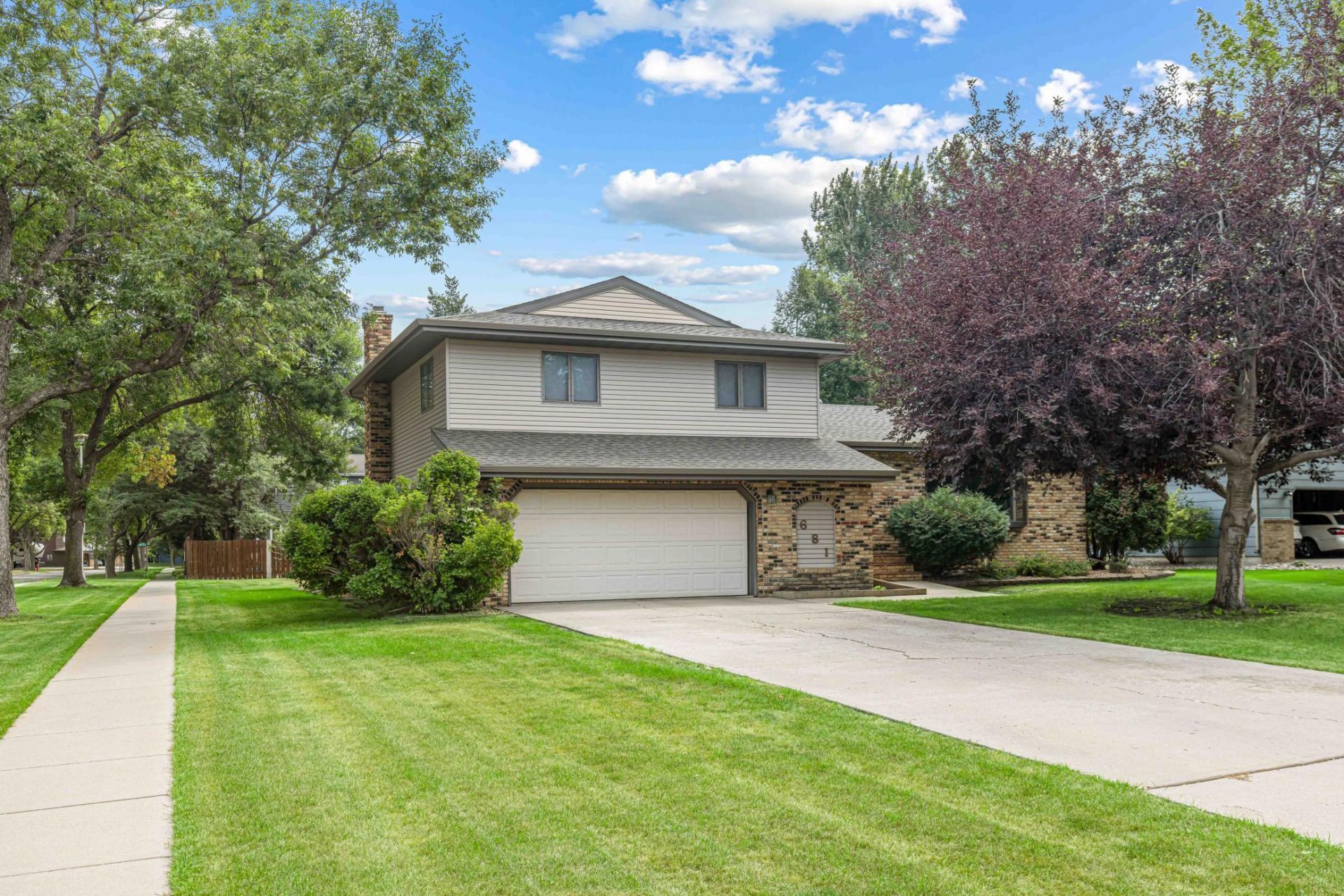 681 Cottonwood Court  primary photo